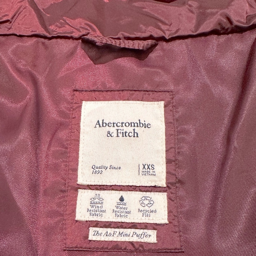 Abercrombie & Fitch Maroon cropped mini Puffer Jacket - Picture 4 of 7